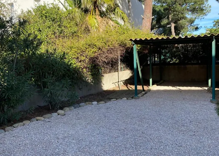 Apartamento Studio, Jardin, Parking A 100 M De La